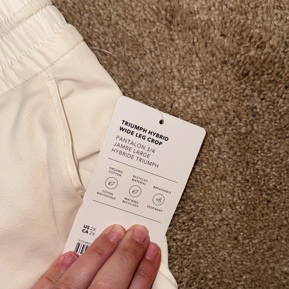 Athleta Cream Triumph Hybrid Wide Crop 2x NWT - Picture 6 of 7